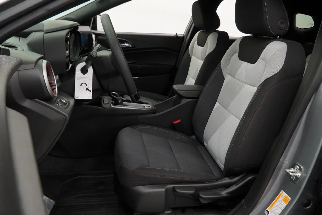 New 2026 Sterling Gray Metallic Chevrolet 1RS image 4
