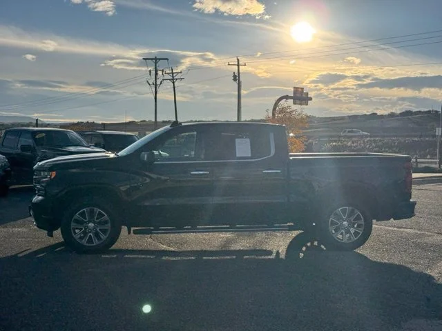 Certified Used 2021 Black Chevrolet High Country image 2
