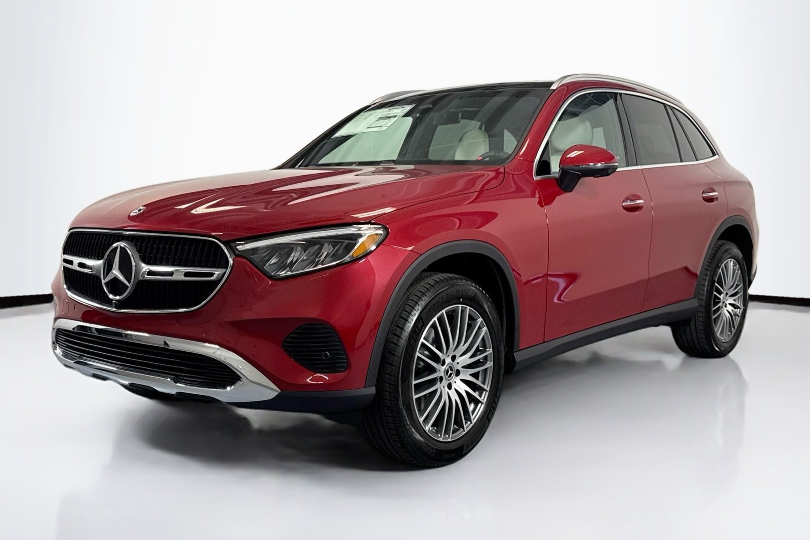 New 2026 Manufaktur Patagonia Red Metallic Mercedes-Benz GLC 300 image 1