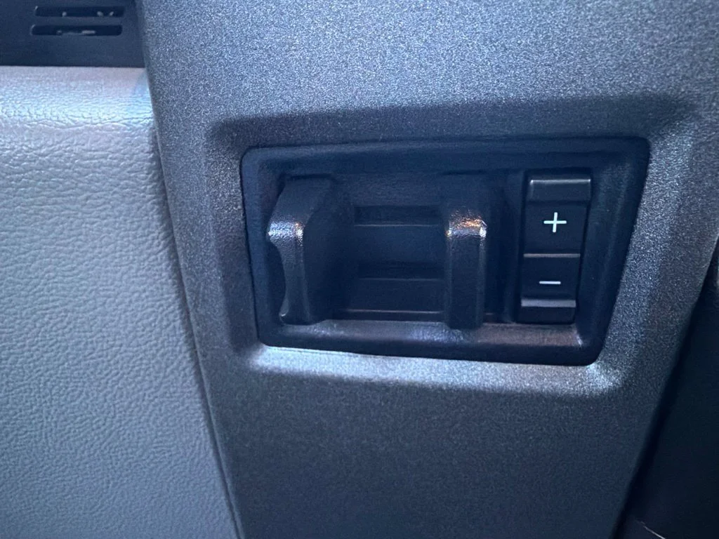 Used 2019 Oxford White Ford XL image 25