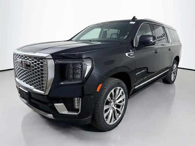 Used 2021 Onyx Black GMC Denali image 3