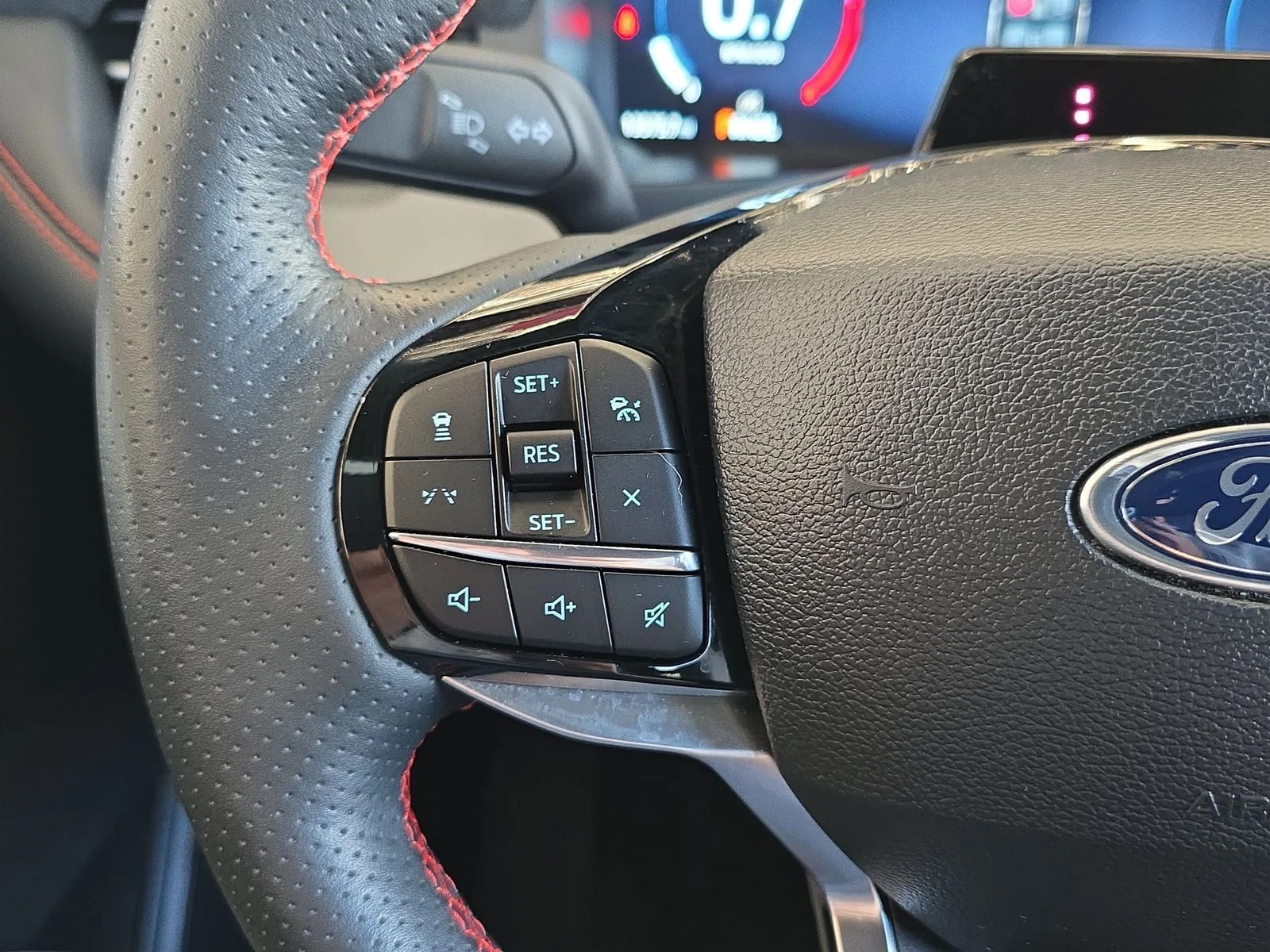 Used 2025 Black Metallic Ford ST-Line image 20