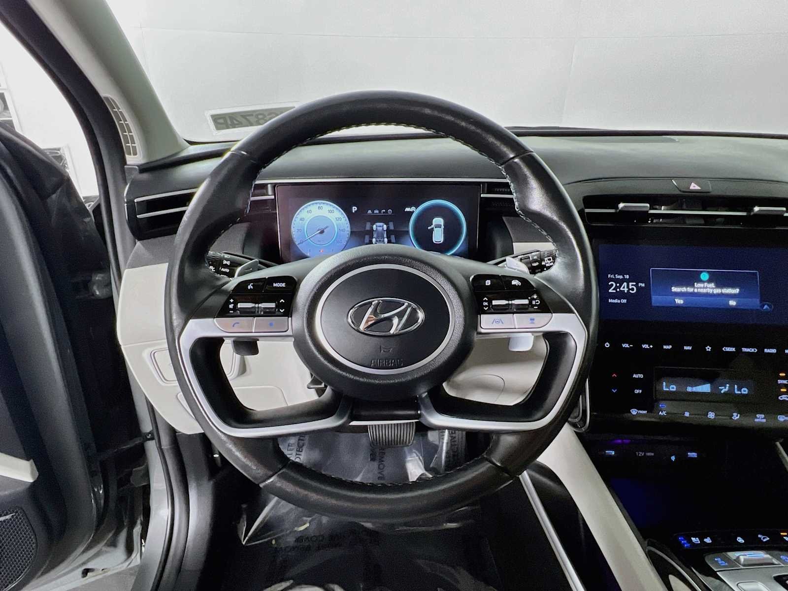 Used 2024 Hampton Gray Hyundai Limited image 11