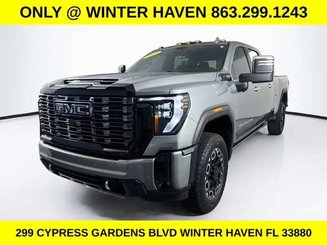 Used 2025 Silver GMC Denali Ultimate image 3