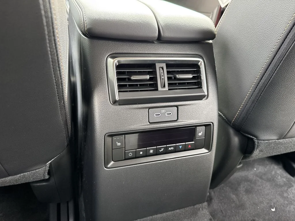 2026 Mazda CX-90 Premium Package - Photo 37