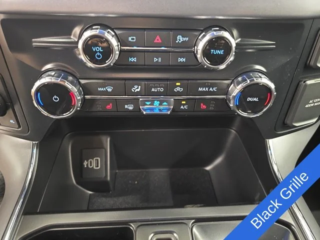 New 2026 Carbonized Gray Metallic Ford XLT image 28