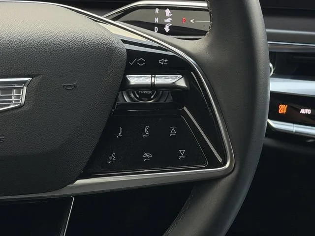 2024 Cadillac LYRIQ Tech - Photo 15