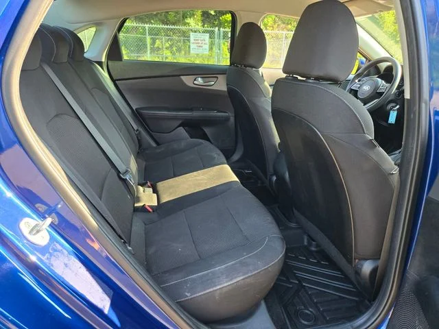 Used 2019 Blue Kia LXS image 20