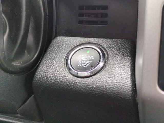 Used 2021 Black Ford Lariat image 27