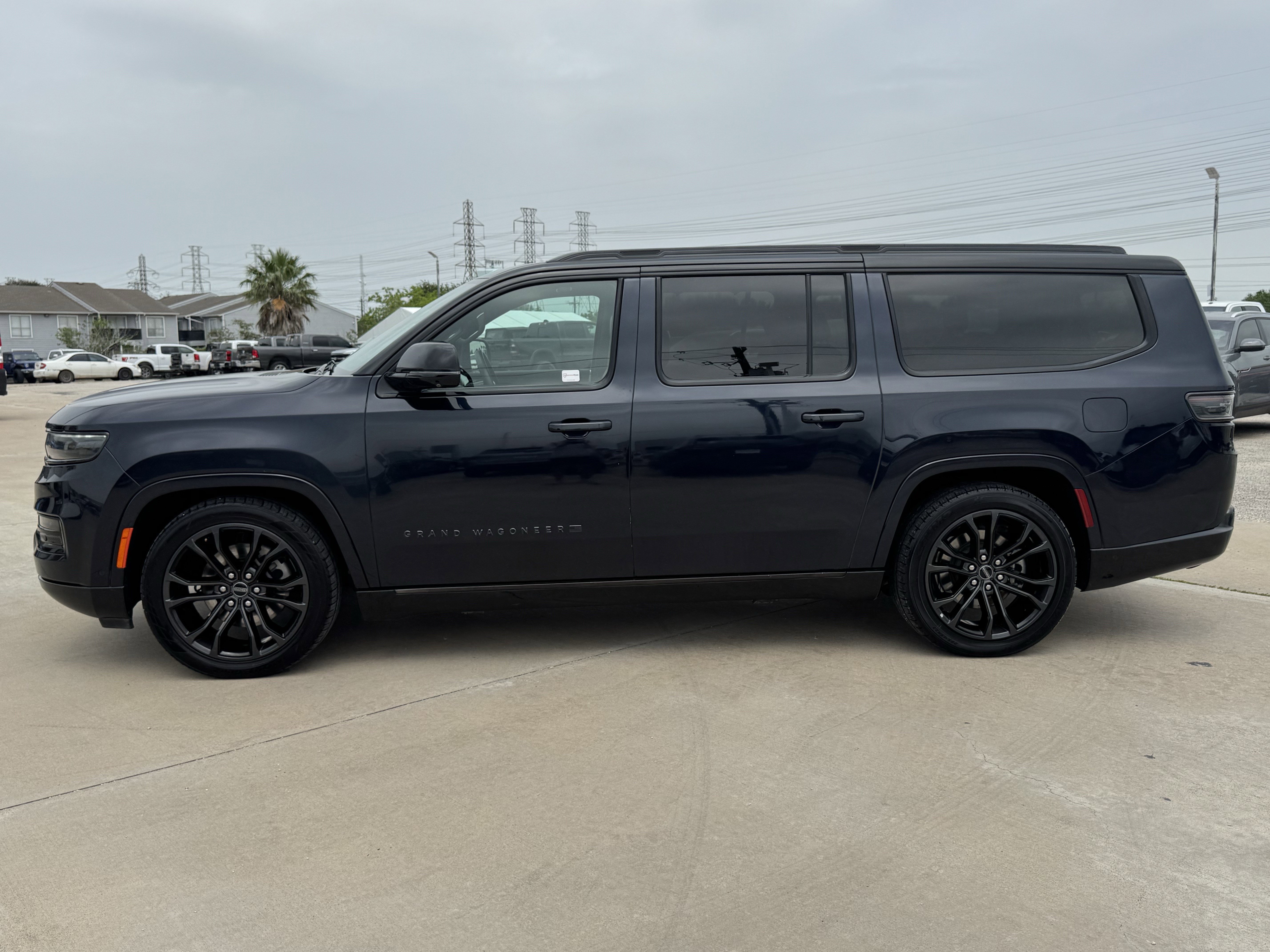 Used 2024 Midnight Sky Jeep Series II image 6