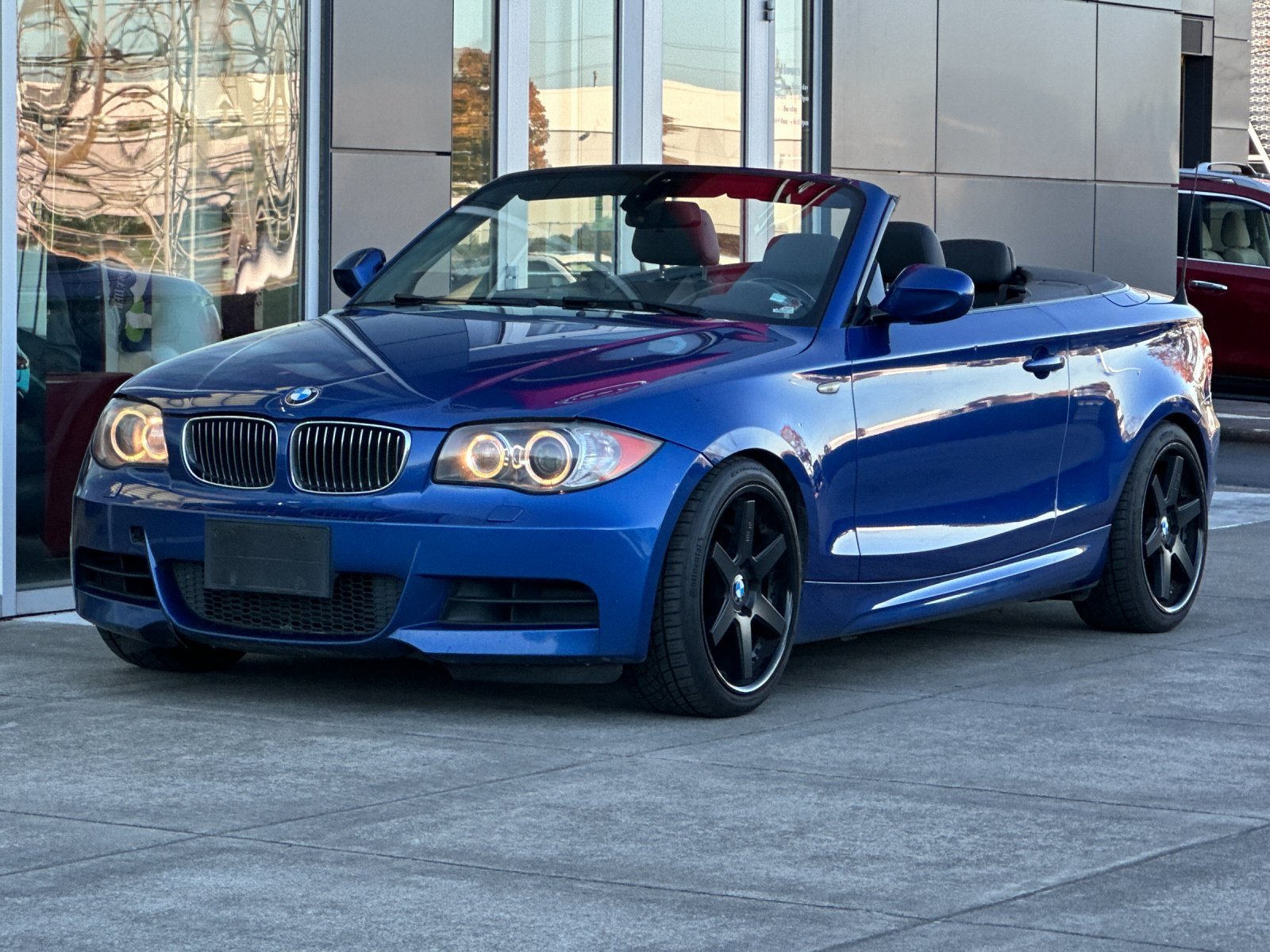Used 2010 Montego Blue Metallic BMW 135i image 9