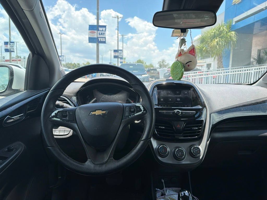 Used 2019 SUMMIT WHITE Chevrolet LT image 11