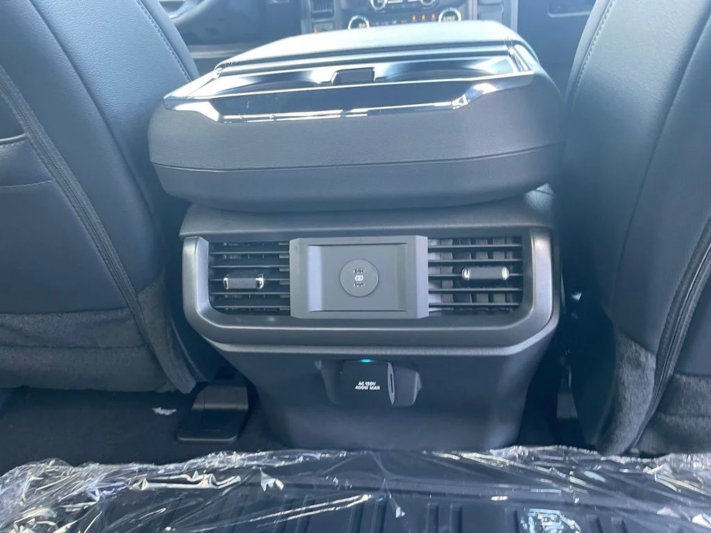 New 2026 Star White Metallic Tri-Coat Ford Lariat® image 33
