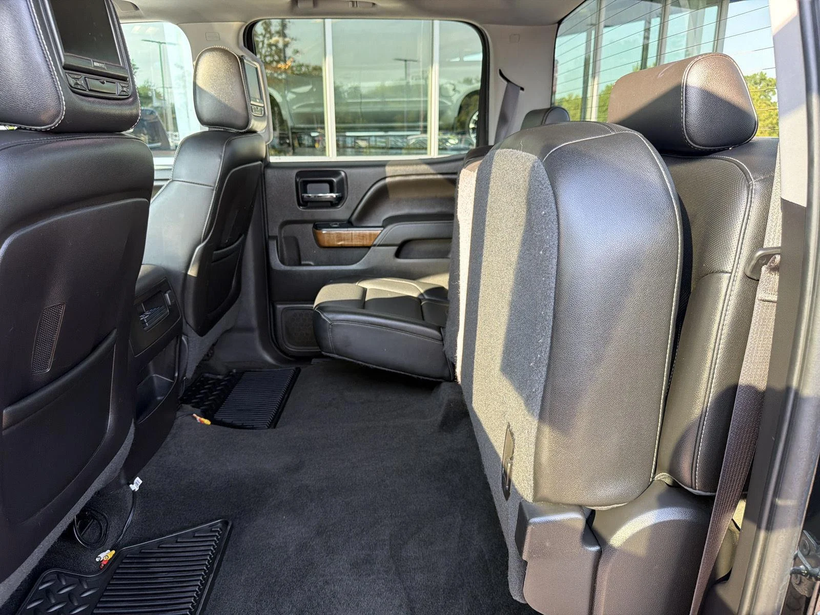 Used 2014 Onyx Black GMC SLT image 40