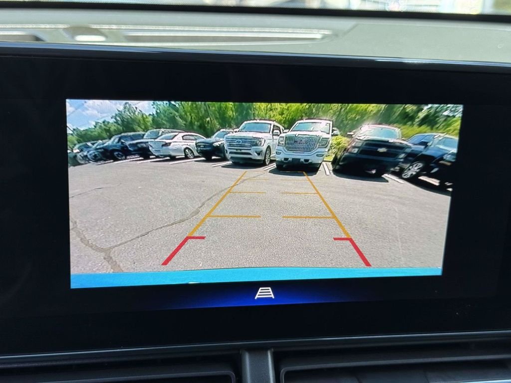 Used 2025 Blue Chevrolet ACTIV image 5