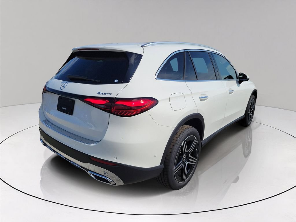New 2027 Polar White Mercedes-Benz GLC 300 image 6