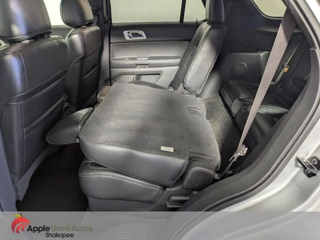 Used 2011 Silver Ford XLT image 33