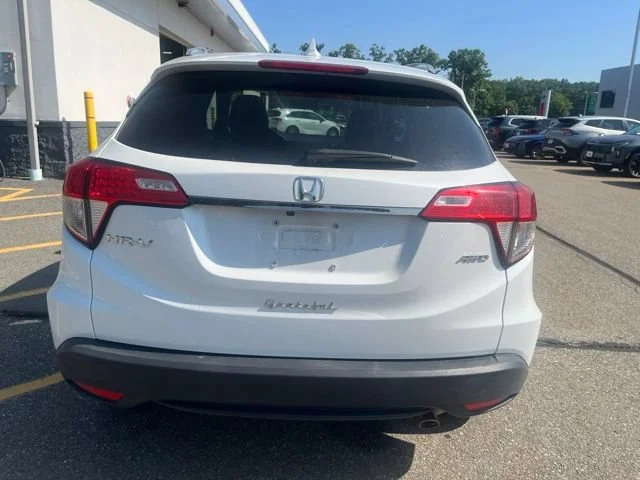 Used 2022 Platinum White Pearl Honda EX image 4