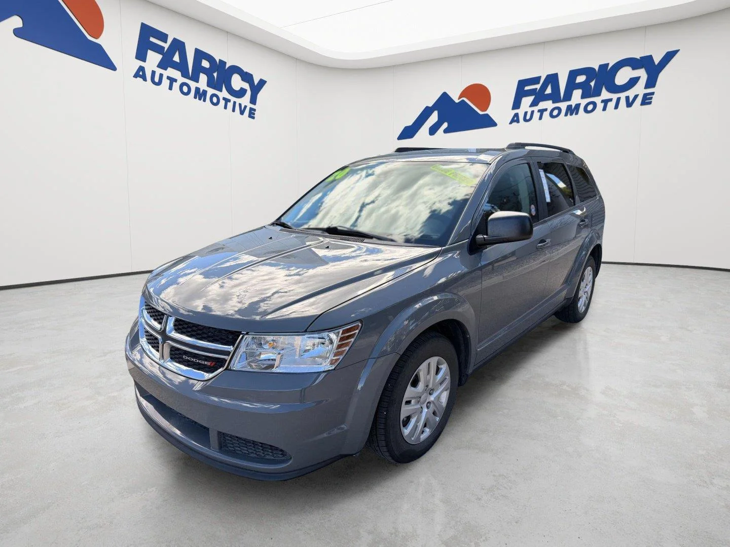 Used 2020 Destroyer Gray Clearcoat Dodge SE Value image 1