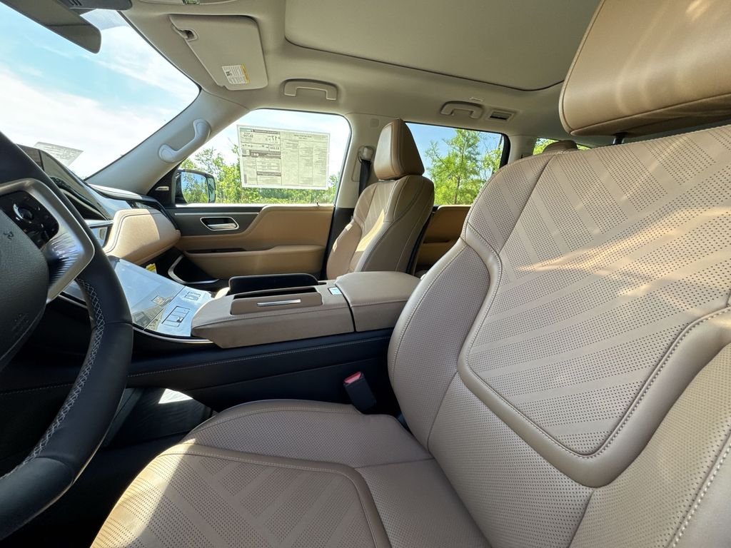 New 2026 BLACK OBSIDIAN INFINITI Luxe 4WD image 13