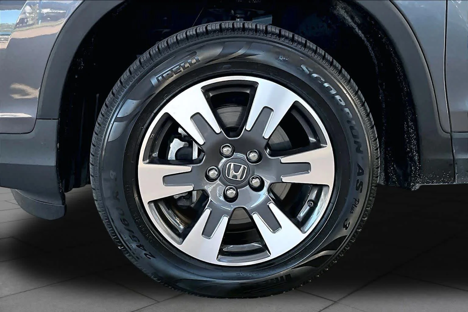 Certified Used 2018 Modern Steel Metallic Honda RTL image 11