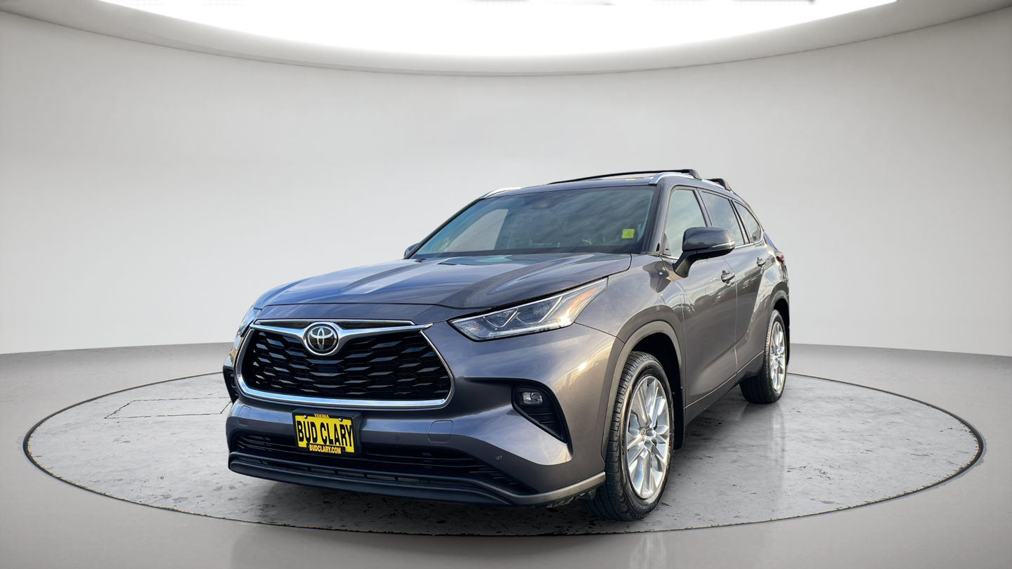 Certified Used 2022 Gray Toyota Limited image 1