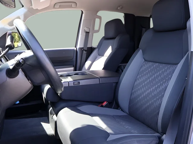 Used 2019 Gray Toyota SR5 image 9