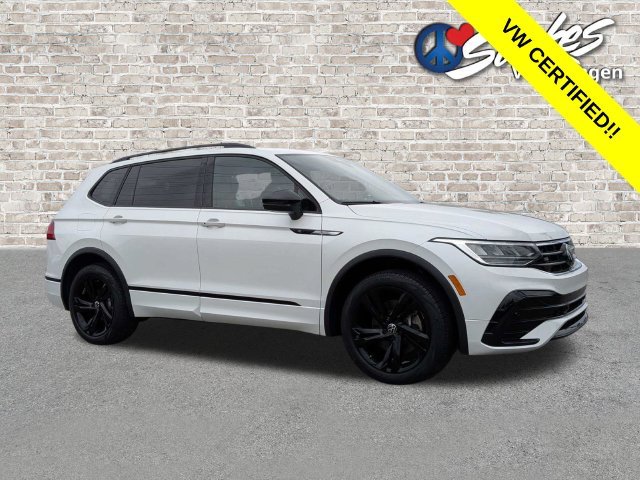 2024 Volkswagen Tiguan 2.0T SE R-Line Black