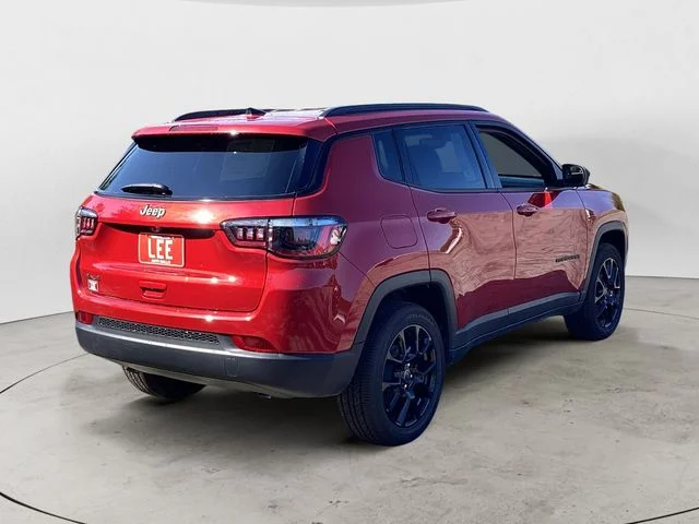 New 2026 Pearl Jeep LATITUDE ALTITUDE 4X4 image 6