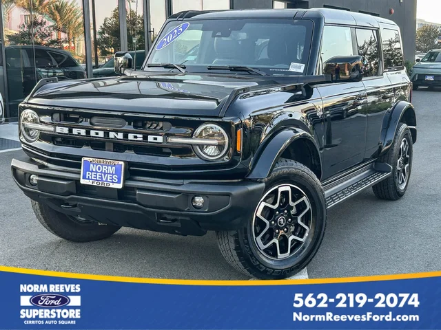2025 Ford Bronco Outer Banks