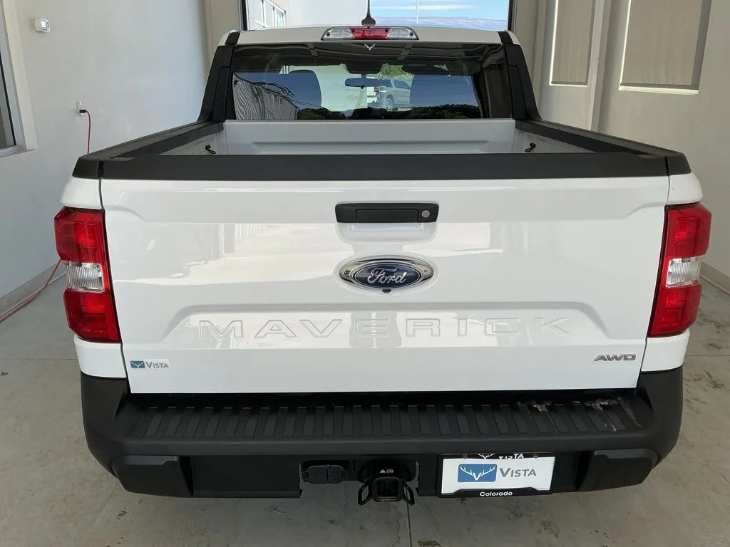 Used 2022 Oxford White Ford XLT image 5