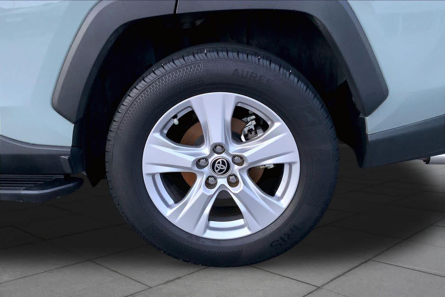 Used 2020 Lunar Rock Toyota XLE image 11