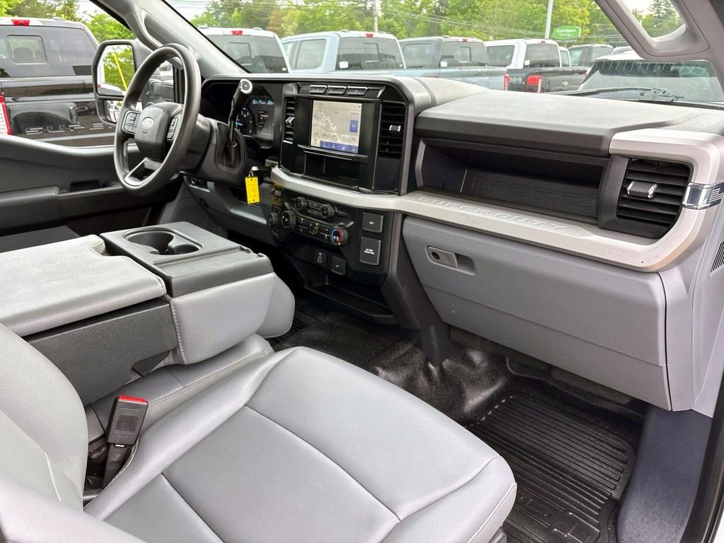Used 2024 White Ford XL image 14
