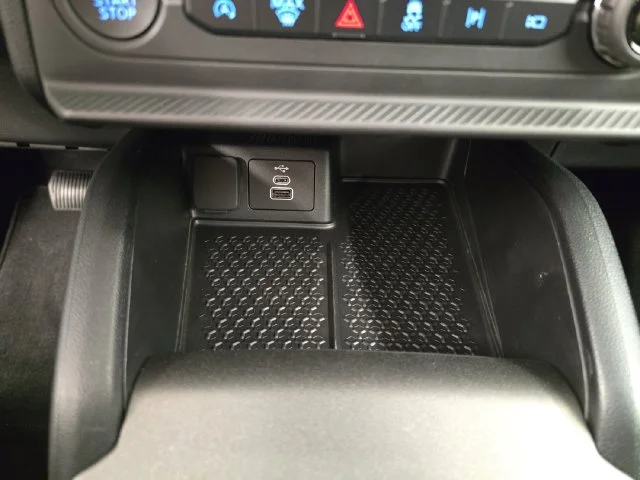 New 2026 Carbonized Gray Metallic Ford Outer Banks® image 27