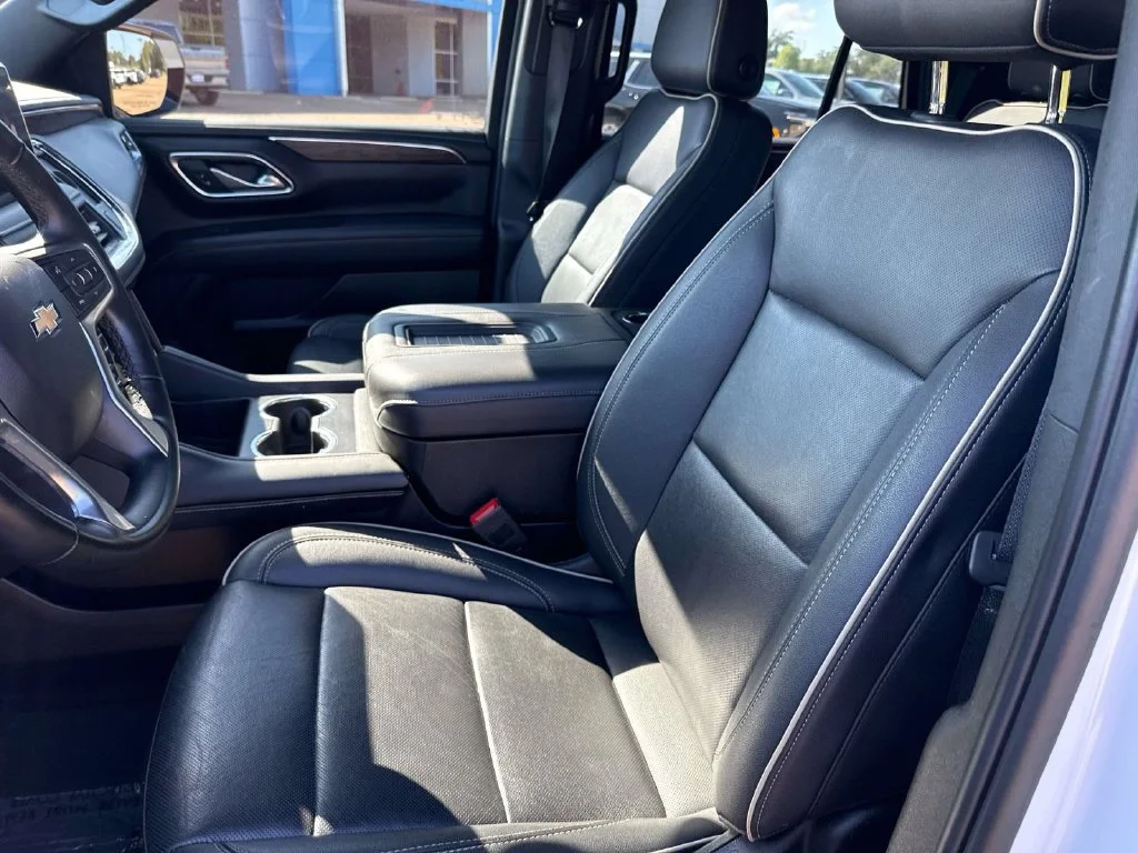 Used 2024 White Chevrolet Premier image 25