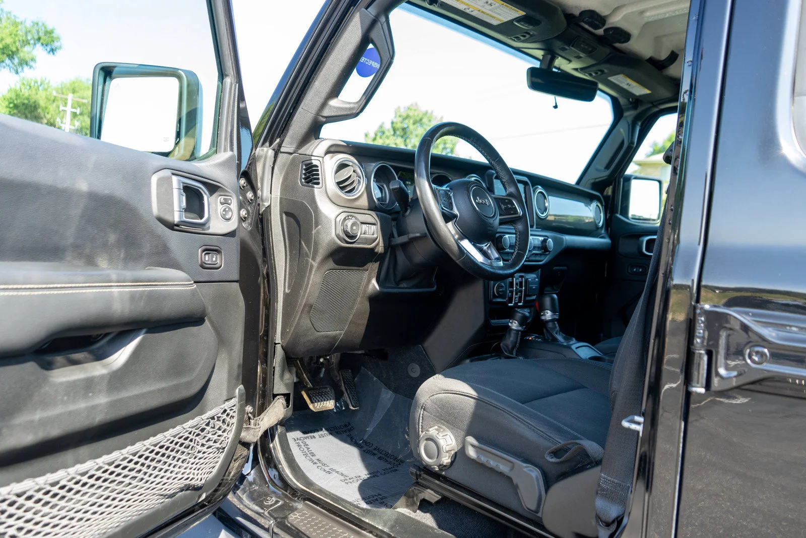 Used 2019 Black Clearcoat Jeep Unlimited Sahara image 14