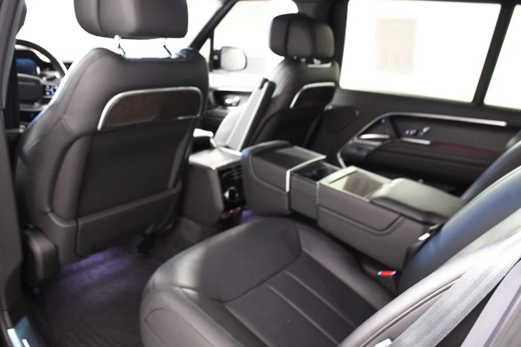 Used 2025 Santorini Black Metallic Land Rover Autobiography image 26