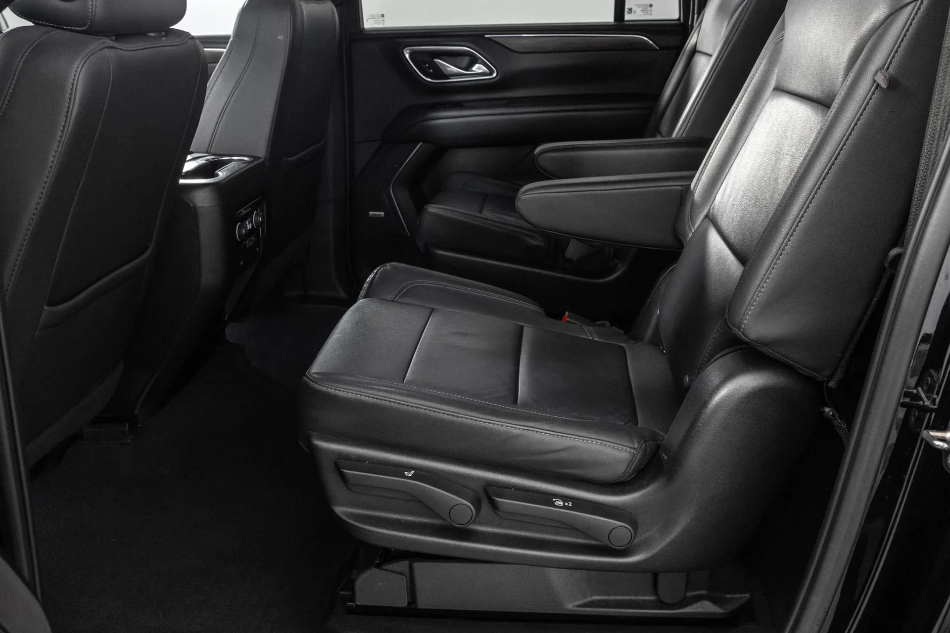 Used 2022 Black Chevrolet LT image 36