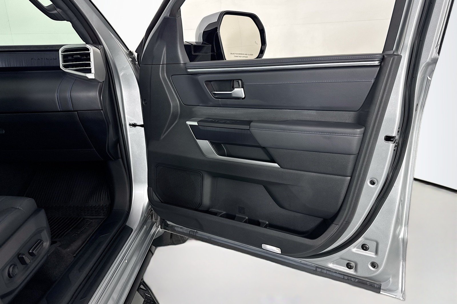 Used 2025 CELESTIAL SILVER Toyota Platinum image 26