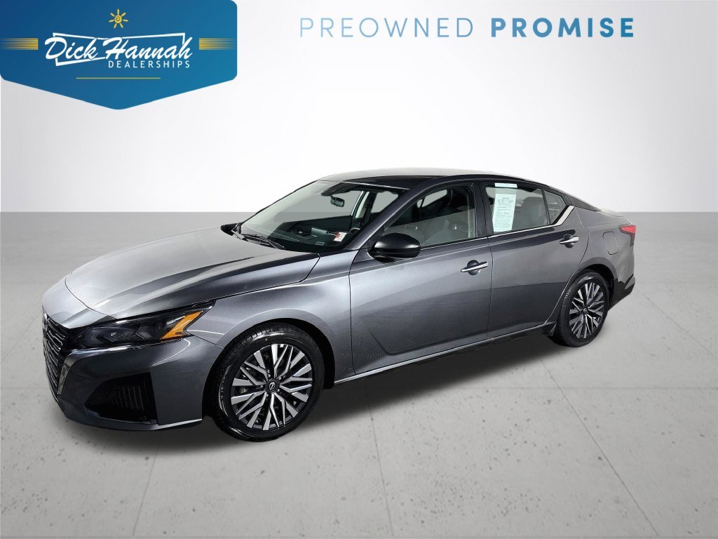 Used 2025 Gun Metallic Nissan 2.5 SV image 1