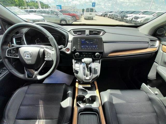 Used 2020 Lunar Silver Metallic Honda Touring image 47