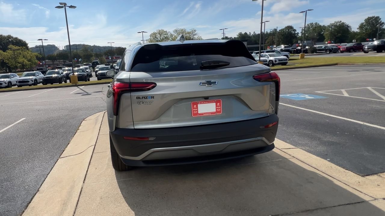 New 2026 Sterling Gray Metallic Chevrolet LT image 7