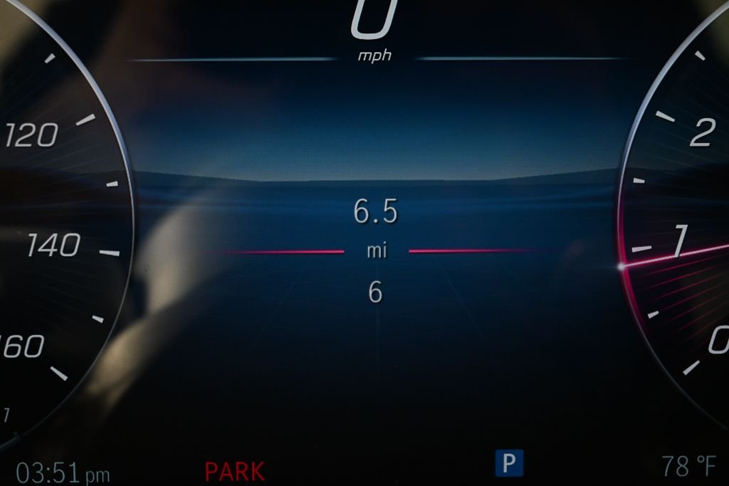 New 2026 Polar White Mercedes-Benz E 450 image 12