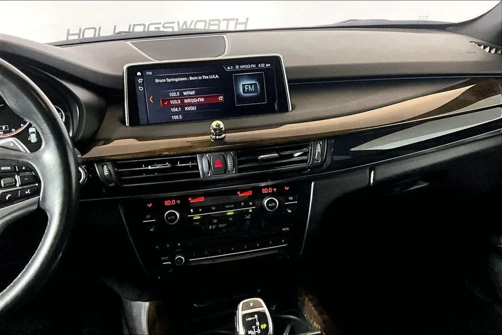 Used 2018 Jet Black BMW sDrive35i image 5