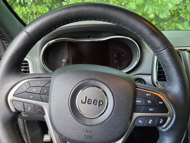 Used 2018 Black Jeep Overland image 15