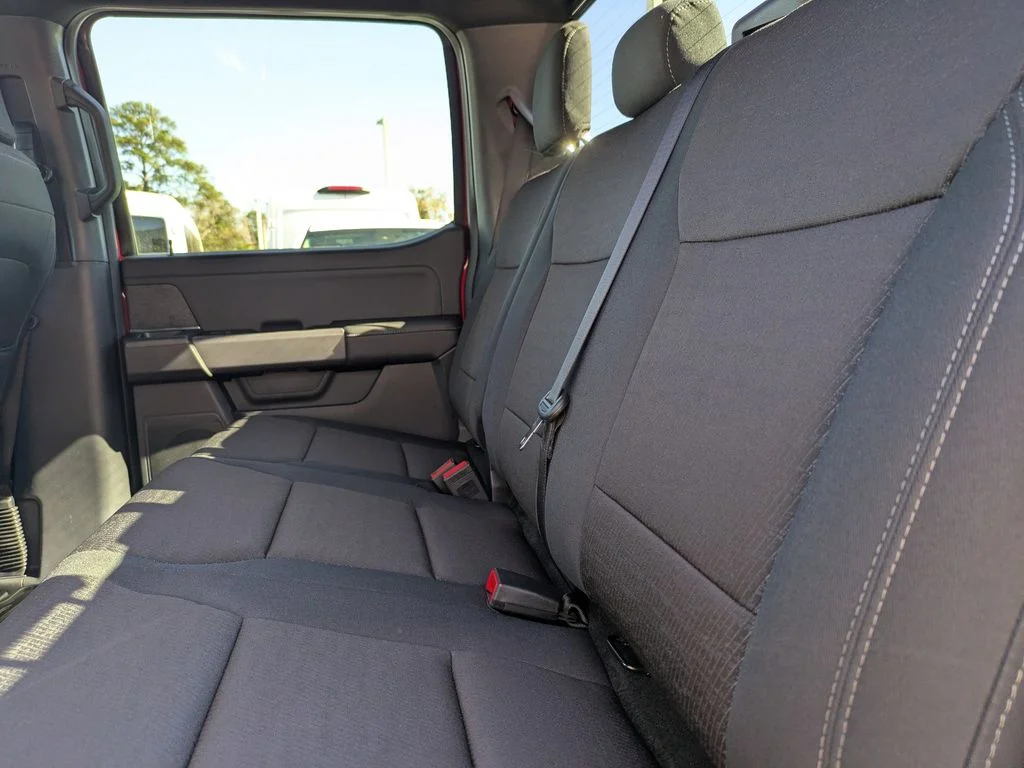 New 2026 Ruby Red Metallic Tinted Clearcoat Ford XLT image 14
