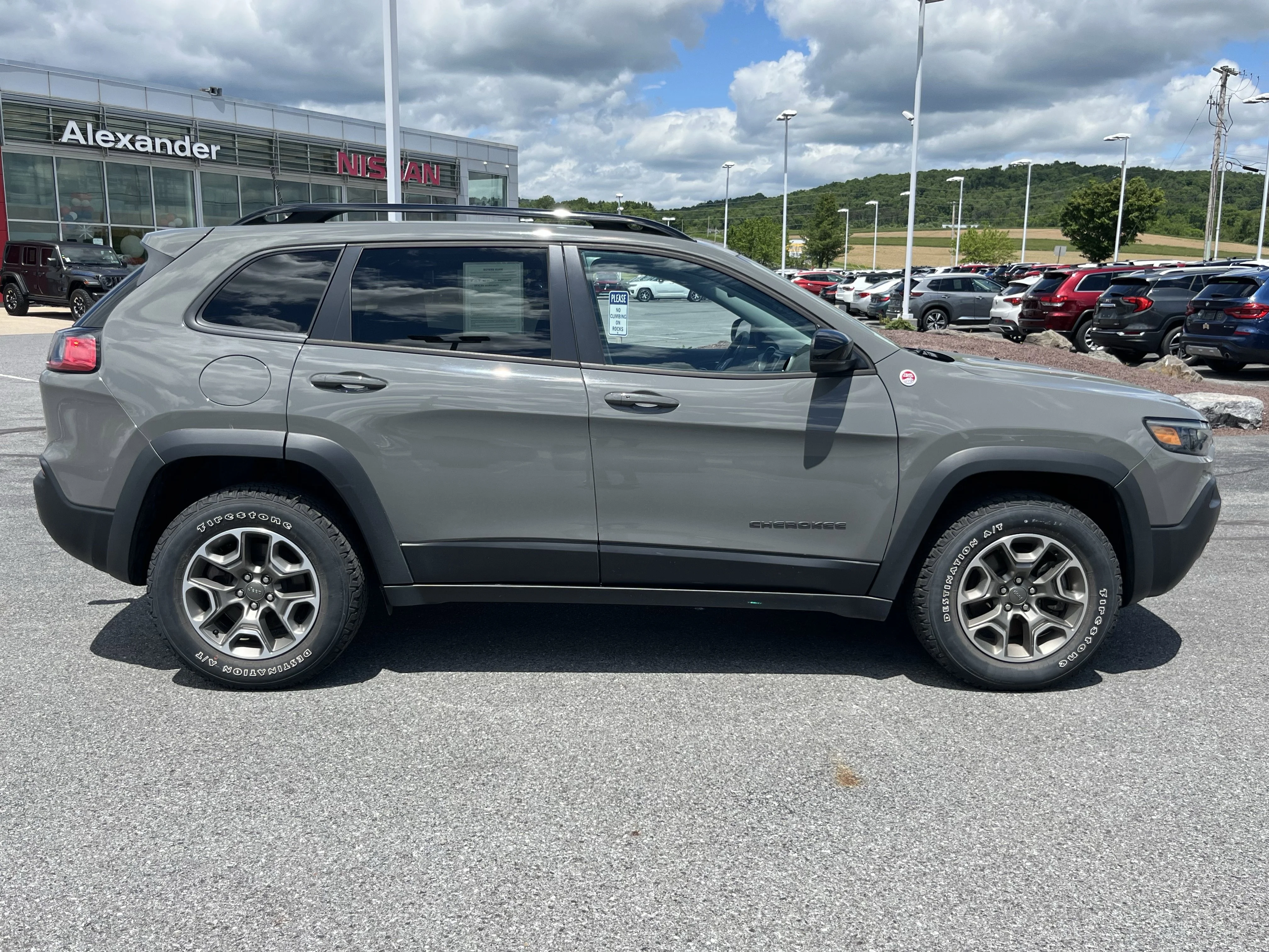Used 2022 Gray Clearcoat Jeep Trailhawk image 2