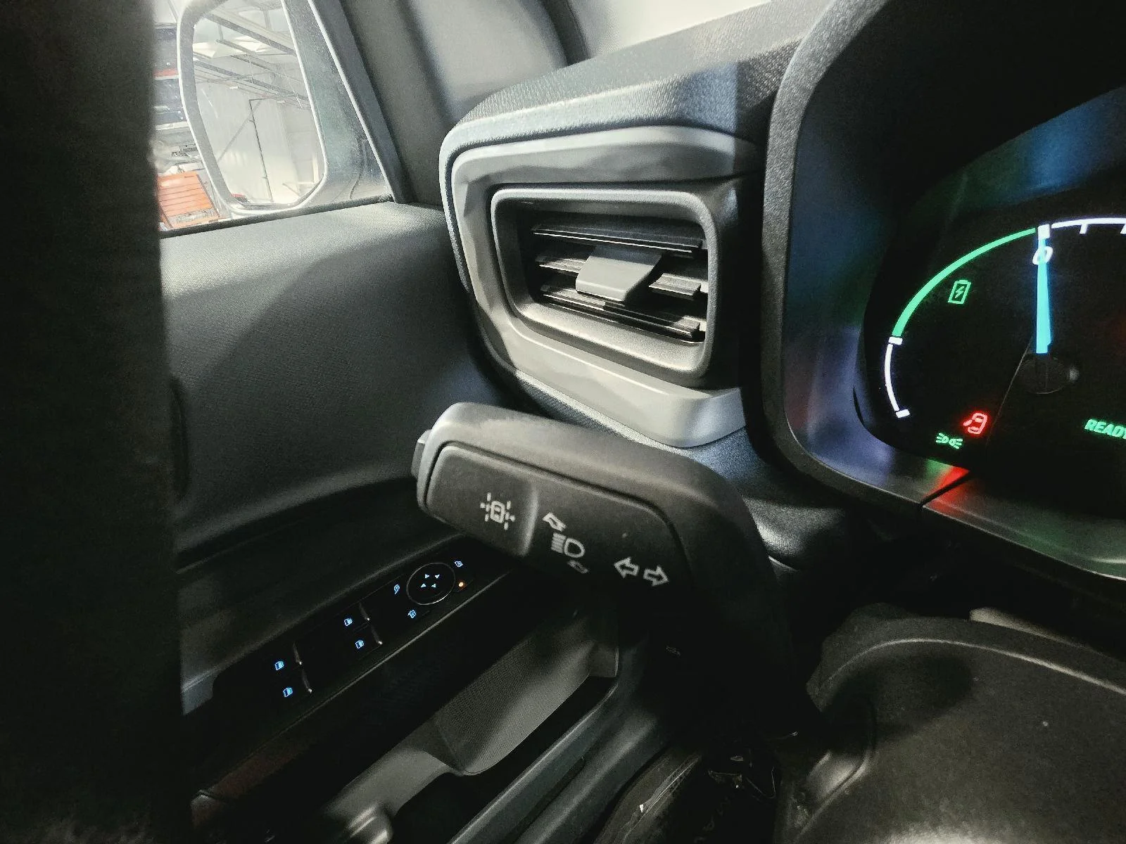 Used 2023 Area 51 Ford XL image 18