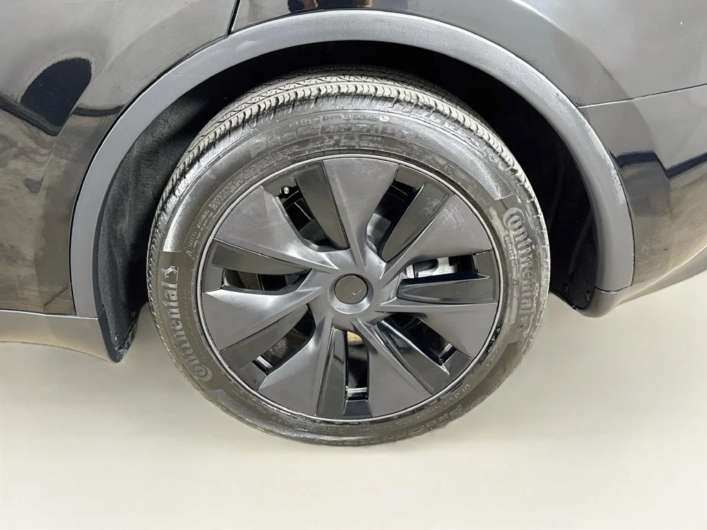 Used 2025 Black Tesla Long Range image 31