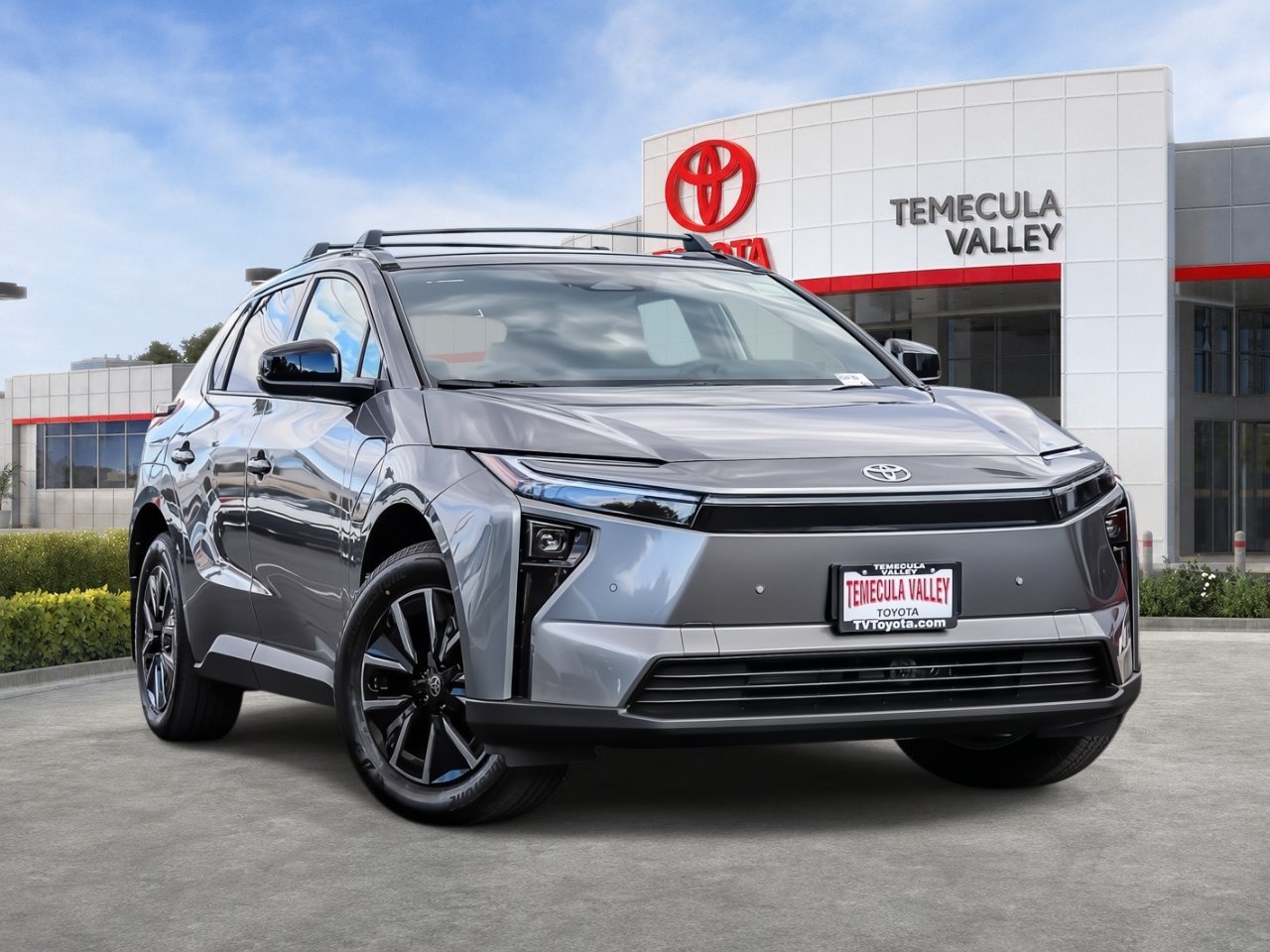 New 2026 Heavy Metal <sup>1</sup> Toyota  XLE image 3